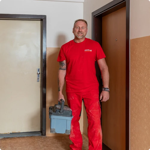 servisní pracovník ADLO