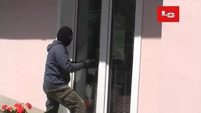 Uzamykatelný mechanizmus okna ADLO – test odolnosti