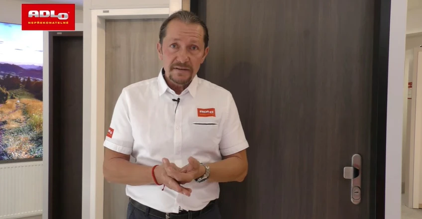 Bezpečnostní dveře do bytu s tepelnou izolací